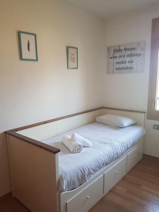 Apartamento Con Encanto San Lorenzo de Morunys Eksteriør bilde